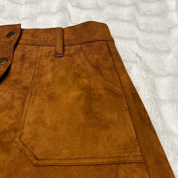 Persun Button Down Faux Suede Skirt (Toffee color) - Picture 2 of 8